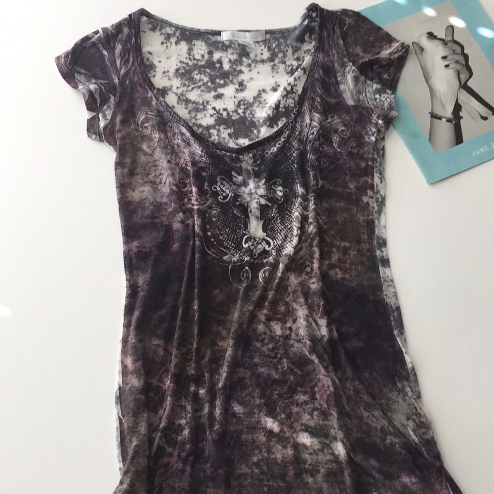 CHARLOTTE RUSSE soft-feel tee - Picture 6 of 8